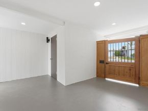 9348 Horton Dr, La Mesa CA 91942