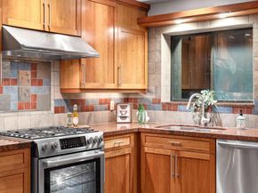 1027 Essex St B, San Diego CA 92103