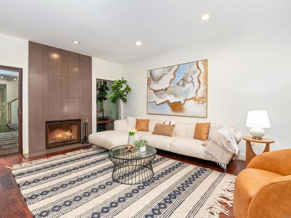 1027 Essex St B, San Diego CA 92103