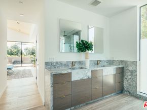 213 Horizon Avenue, Venice CA 90291