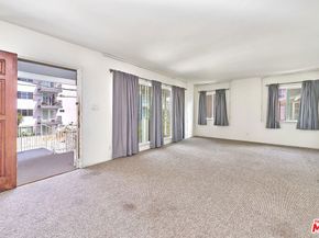 1016 S Oxford Avenue, Los Angeles CA 90006