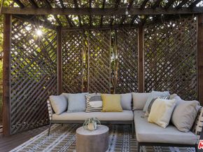 3409 Winslow Drive, Los Angeles CA 90026