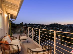 1241 Corona Drive, Glendale CA 91205