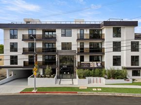 505 S Barrington Avenue 404, Los Angeles CA 90049