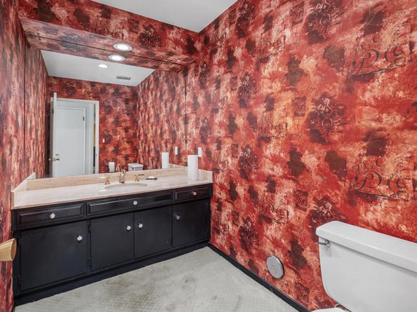 16445 Garvin Drive, Encino CA 91436