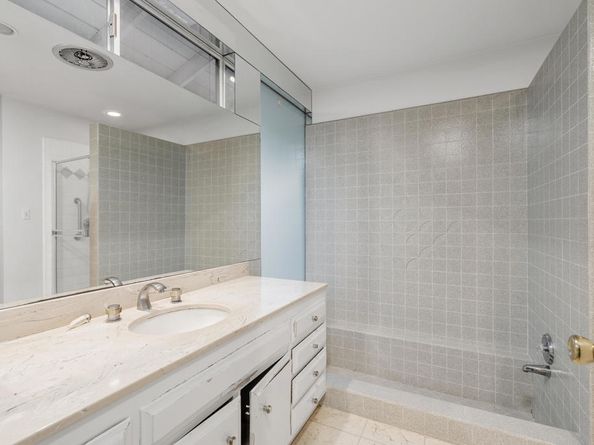 16445 Garvin Drive, Encino CA 91436