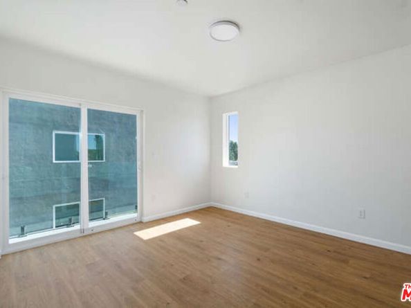 2636 Virginia Road, Los Angeles CA 90016