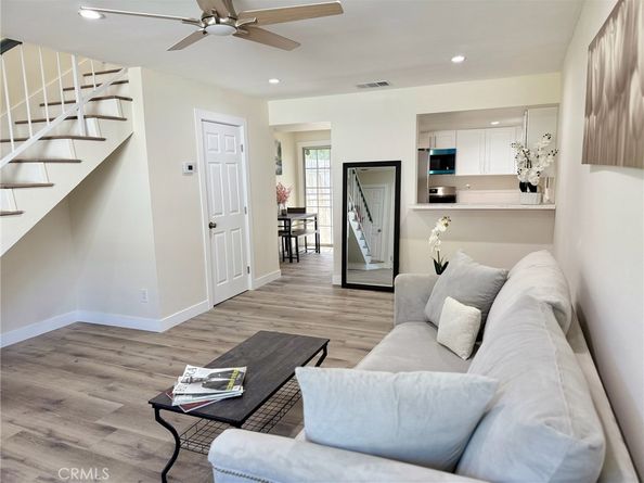 810 W Compton Blvd 7, Compton CA 90220