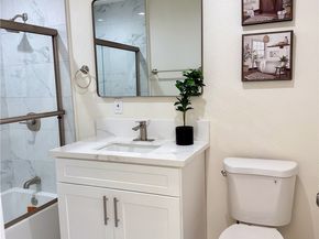 810 W Compton Blvd 7, Compton CA 90220