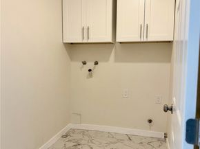 810 W Compton Blvd 7, Compton CA 90220