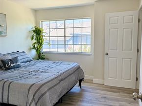 810 W Compton Blvd 7, Compton CA 90220