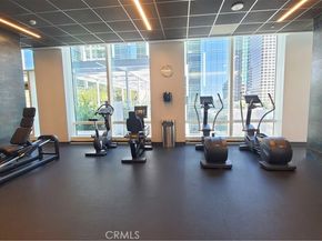 877 Francisco 1720, Los Angeles CA 90017