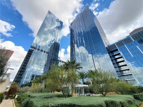 877 Francisco 1720, Los Angeles CA 90017