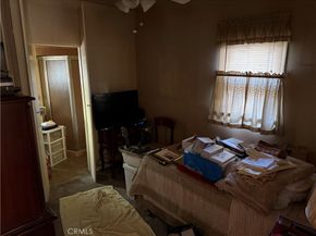 5650 Denny, North Hollywood CA 91601