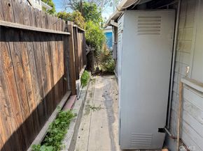 5650 Denny, North Hollywood CA 91601