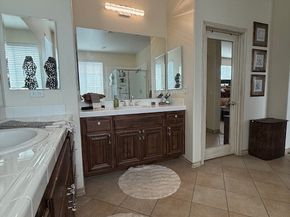 15519 Syracuse, Fontana CA 92336