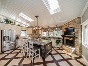 937 Emerson, Upland CA 91784