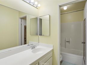 1252 N Citrus 2, Covina CA 91722