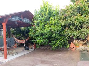 1046 W 49th, Los Angeles CA 90037