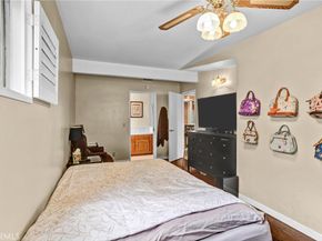 5203 N Enid Avenue, Azusa CA 91702