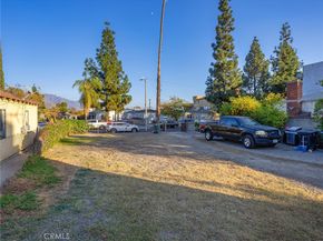 2309 N Niagara Street, Burbank CA 91504