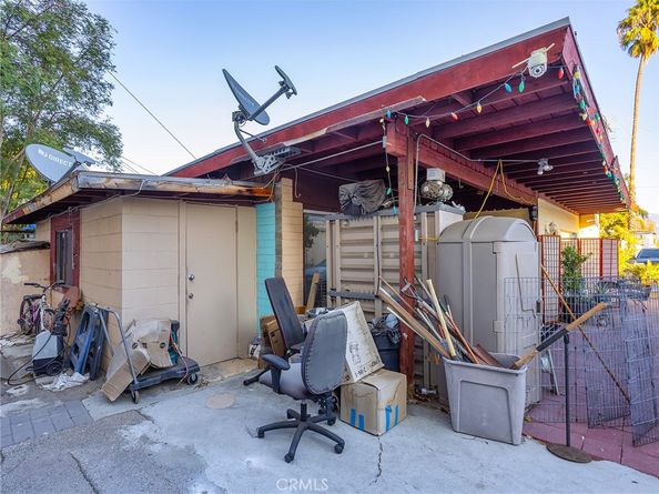 2309 N Niagara Street, Burbank CA 91504