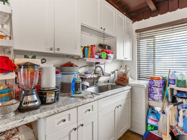 2309 N Niagara Street, Burbank CA 91504