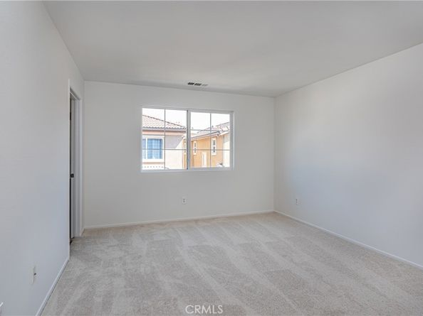 6840 De Celis Place 32, Van Nuys CA 91406