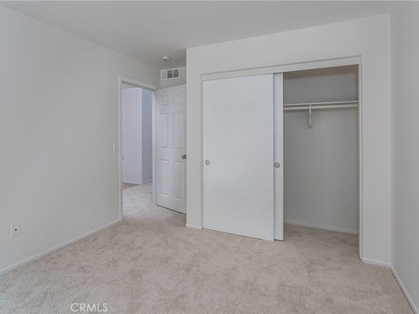 6840 De Celis Place 32, Van Nuys CA 91406