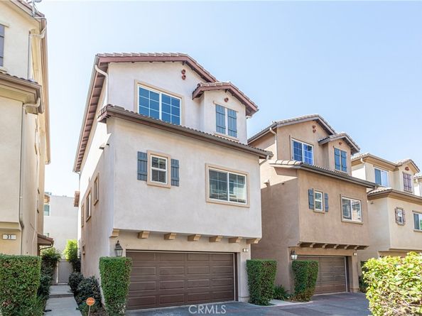 6840 De Celis Place 32, Van Nuys CA 91406