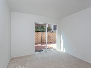 6840 De Celis Place 32, Van Nuys CA 91406