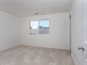 6840 De Celis Place 32, Van Nuys CA 91406