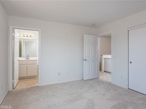 6840 De Celis Place 32, Van Nuys CA 91406
