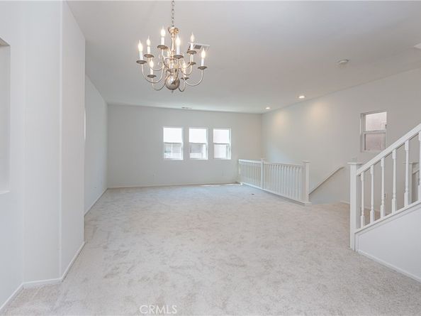 6840 De Celis Place 32, Van Nuys CA 91406