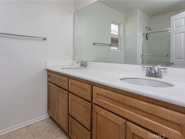 6840 De Celis Place 32, Van Nuys CA 91406