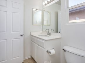 6840 De Celis Place 32, Van Nuys CA 91406