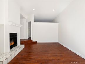 5738 Skyview Way C, Agoura Hills CA 91301