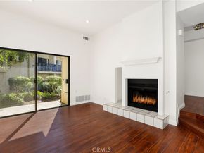 5738 Skyview Way C, Agoura Hills CA 91301