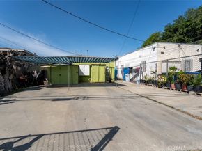 10208 S San Pedro Street, Los Angeles CA 90003