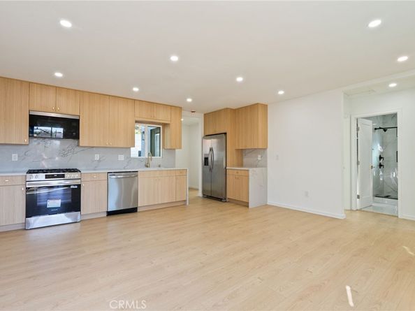 4868 La Roda, Los Angeles CA 90041