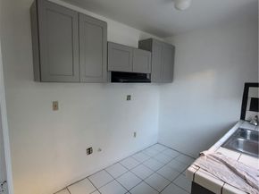 2632 W 16th, Los Angeles CA 90019