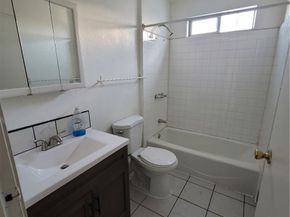 2632 W 16th, Los Angeles CA 90019