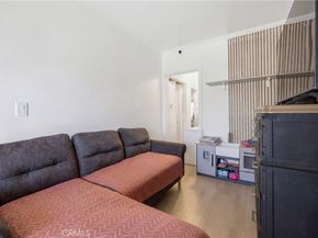 4017 Santa Ana, Huntington Park CA 90255