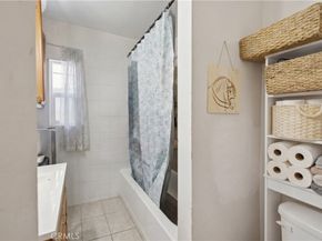 4017 Santa Ana, Huntington Park CA 90255