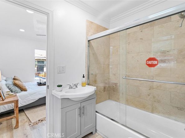 426 W 63rd, Los Angeles CA 90003