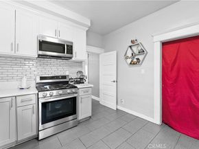 1665 Arlington, Los Angeles CA 90019