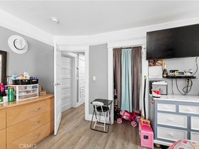 1665 Arlington, Los Angeles CA 90019