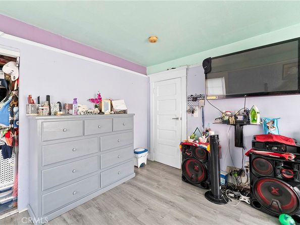 1665 Arlington, Los Angeles CA 90019