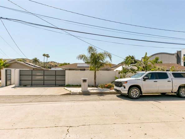 11024 Peoria Street, Sun Valley CA 91352