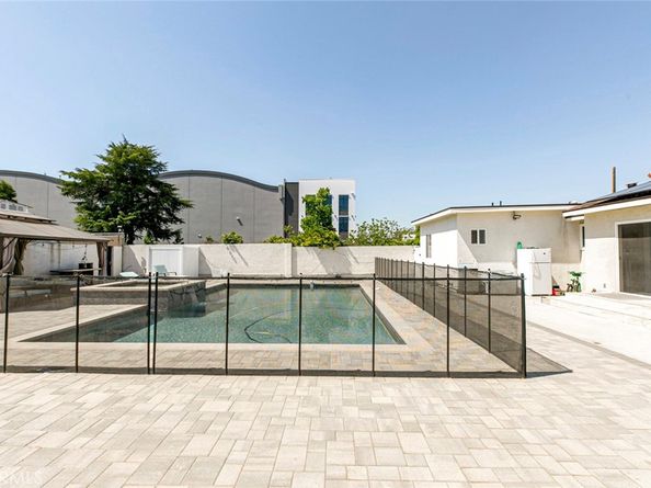 11024 Peoria Street, Sun Valley CA 91352